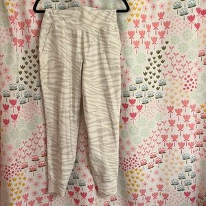 Old navy athletic pants